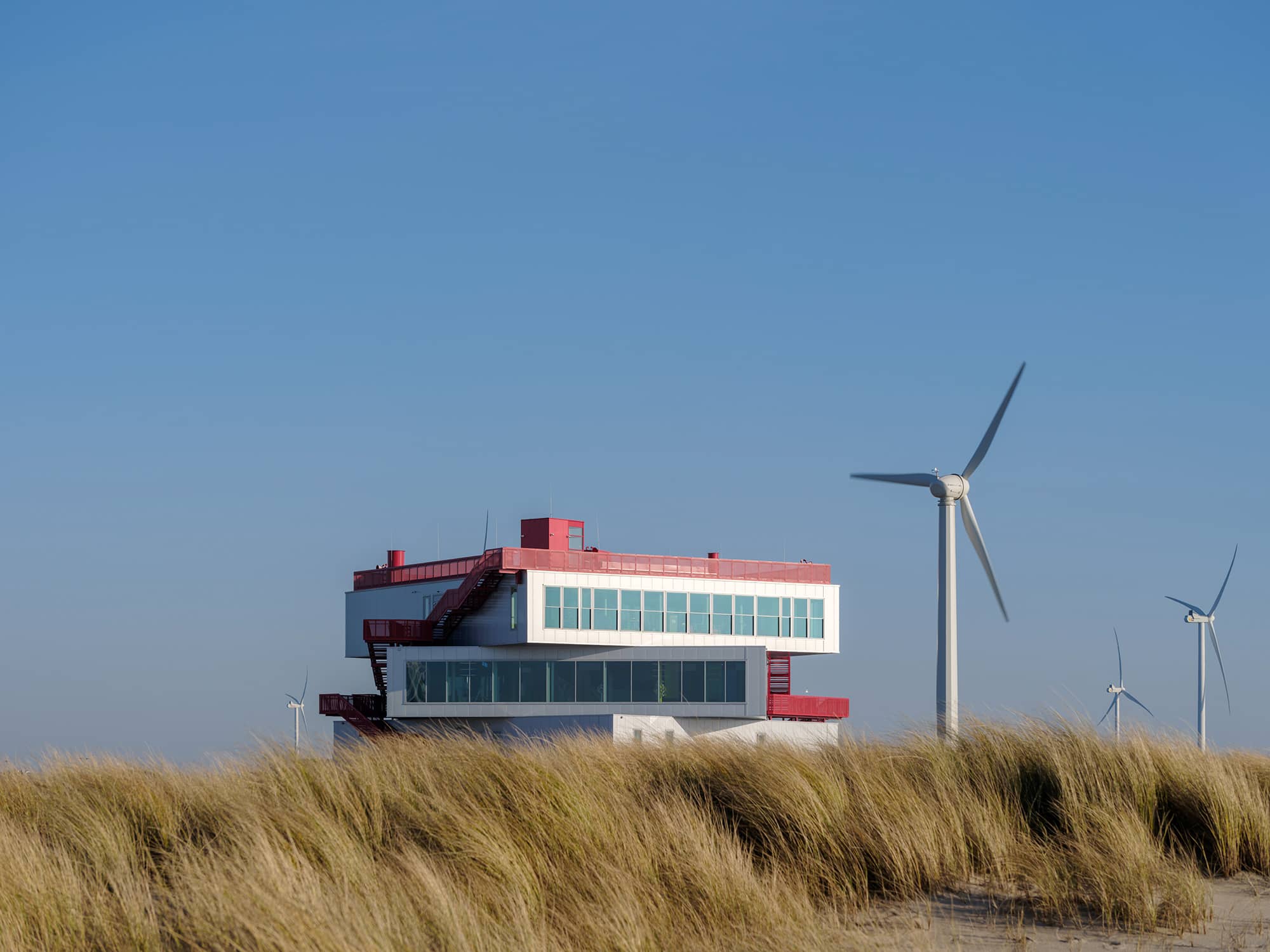 Featured image for “Portlantis, né d’un contexte, le regard vers le large”