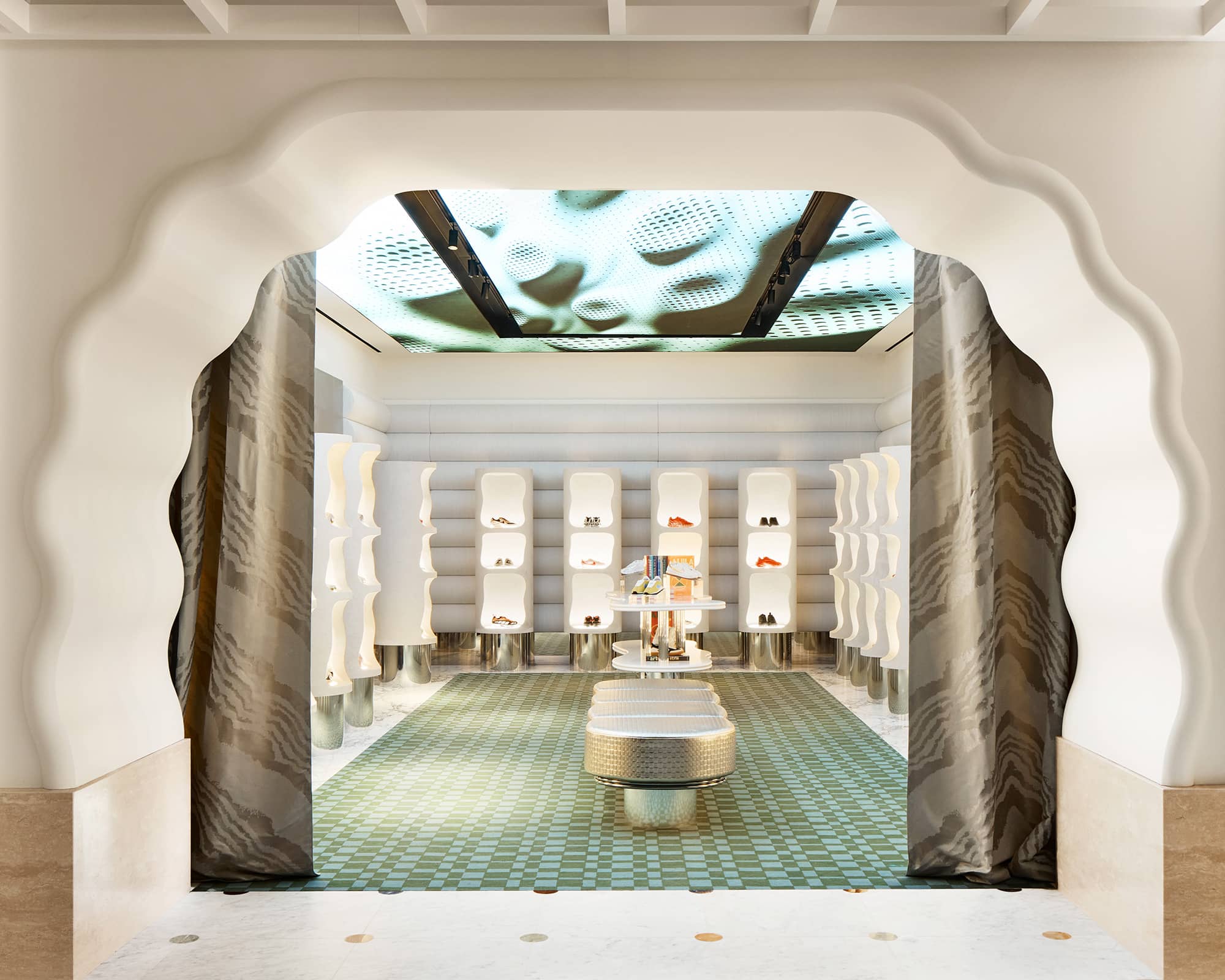 Featured image for “L’univers enchanté du Printemps New York”