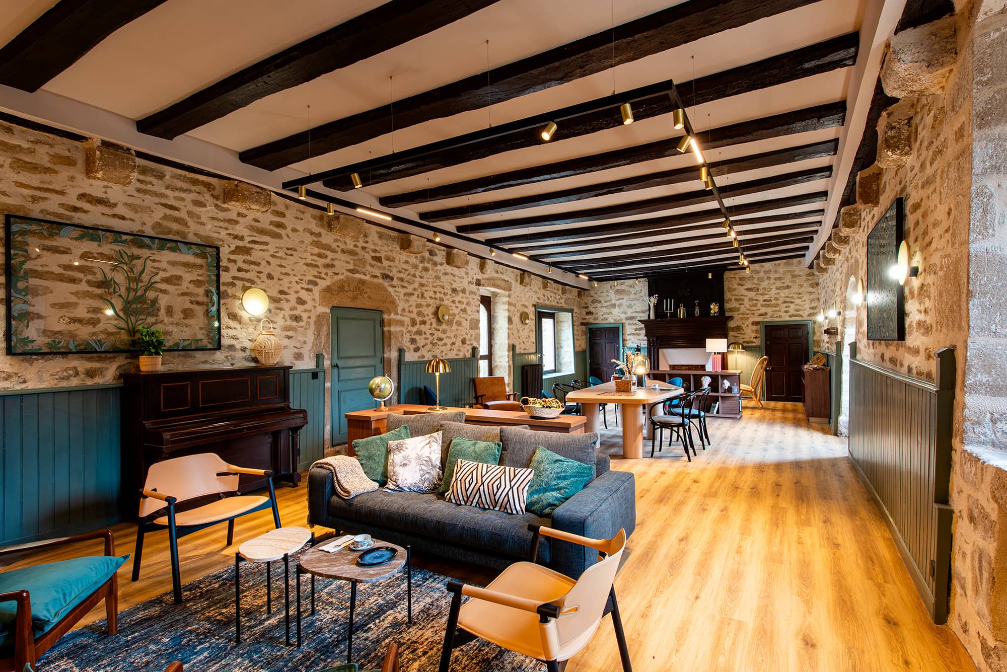 Featured image for “d+b Interior Design fête à peine ses 10 ans !”